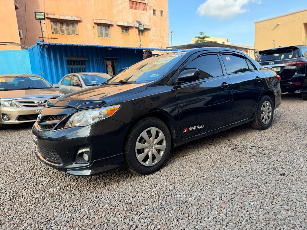 Toyota Corolla LE 2012,  Essence, boîte automatique, VVTi, 4cylindre, Climatisé, Écran / caméra de retour